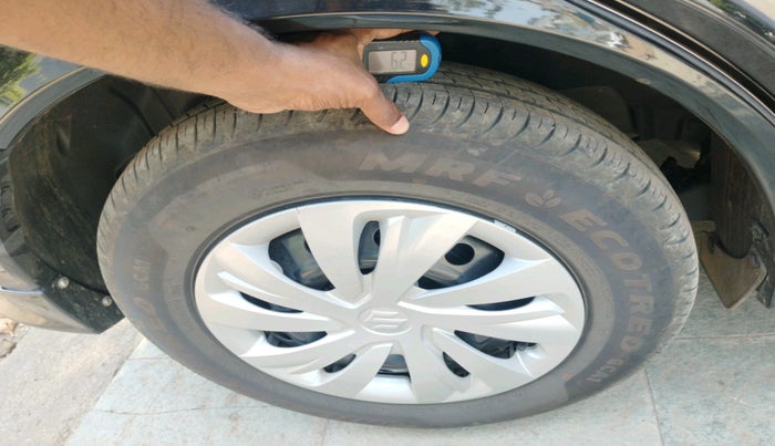 2025 Maruti Swift VXi (O), Petrol, Manual, 4,090 km, tyre