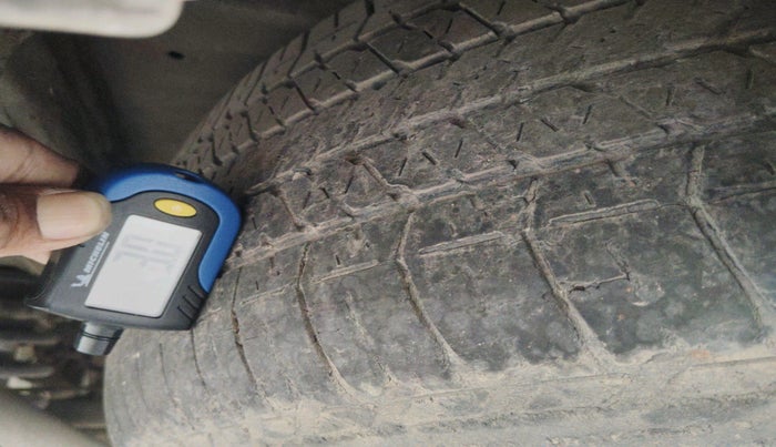 2014 Mahindra XUV500 W8, Diesel, Manual, 93,702 km, tyre