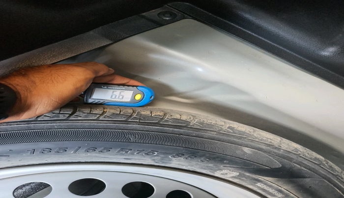 2017 Maruti Baleno SIGMA PETROL 1.2, Petrol, Manual, 81,595 km, tyre