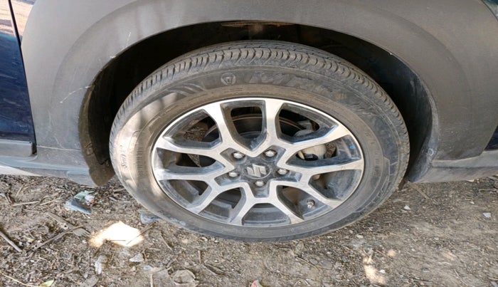 2023 Maruti XL6 ALPHA PLUS AT, Petrol, Automatic, 22,820 km, tyre