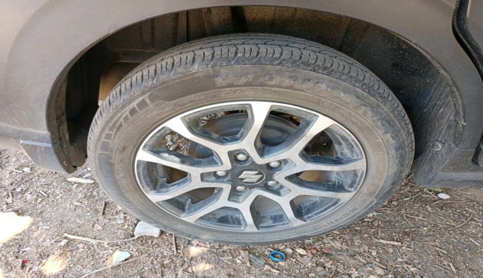 2023 Maruti XL6 ALPHA PLUS AT, Petrol, Automatic, 22,820 km, tyre