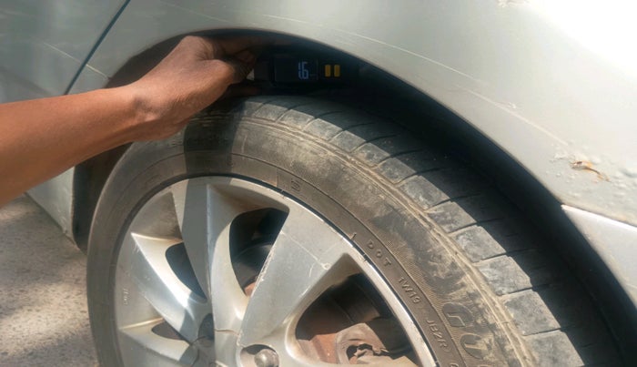 2011 Hyundai Verna FLUIDIC 1.6 VTVT SX OPT, Petrol, Manual, 86,066 km, tyre