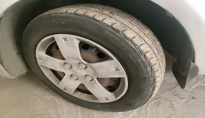 2006 Chevrolet Aveo 1.4, Petrol, Manual, 2,699 km, tyre