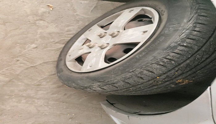 2006 Chevrolet Aveo 1.4, Petrol, Manual, 2,699 km, tyre