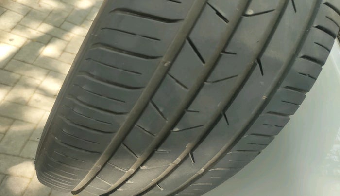 2017 Ford Ecosport TITANIUM 1.5L DIESEL, Diesel, Manual, 60,984 km, tyre