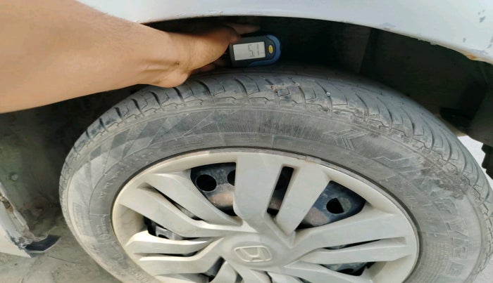 2016 Honda Jazz 1.5L I-DTEC SV, Diesel, Manual, 1,06,901 km, tyre