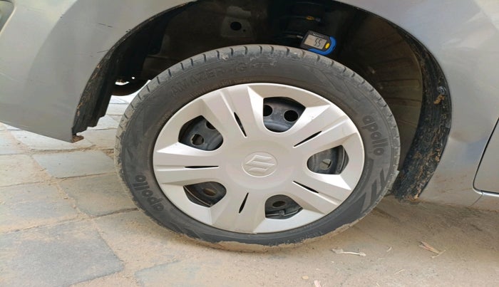 2016 Maruti Wagon R 1.0 VXI, Petrol, Manual, 83,771 km, tyre