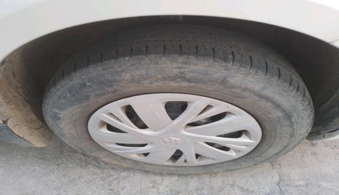 2012 Maruti Swift Dzire VXI, Petrol, Manual, 54,123 km, tyre