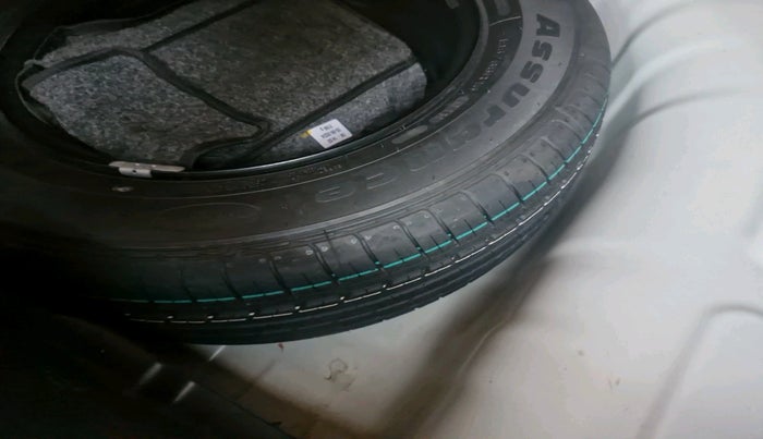 2024 KIA SONET HTK PLUS 1.0 TURBO PETROL IMT, Petrol, Manual, 10,256 km, tyre