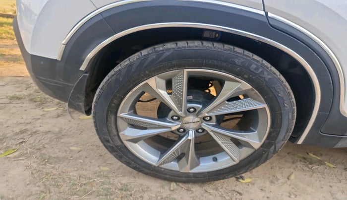 2024 KIA SONET HTK PLUS 1.0 TURBO PETROL IMT, Petrol, Manual, 10,256 km, tyre