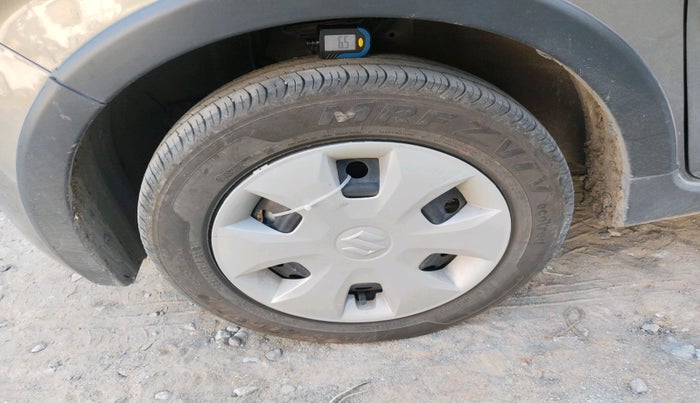 2025 Maruti New Wagon-R VXI CNG 1.0, CNG, Manual, 14,025 km, tyre