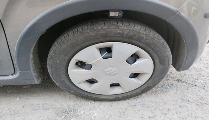 2025 Maruti New Wagon-R VXI CNG 1.0, CNG, Manual, 14,025 km, tyre