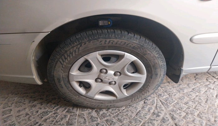 2010 Hyundai Accent EXECUTIVE, Petrol, Manual, 45,716 km, tyre