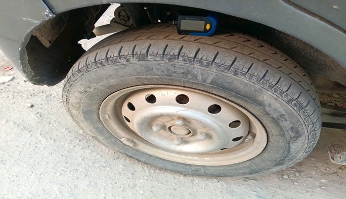 2014 Maruti Wagon R 1.0 LXI CNG, CNG, Manual, 95,637 km, tyre