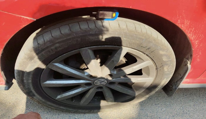 2020 Volkswagen Polo HIGHLINE PLUS 1.0, Petrol, Manual, 56,214 km, tyre