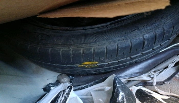 2021 Honda City 1.5L I-VTEC V MT 4TH GEN, CNG, Manual, 75,297 km, tyre