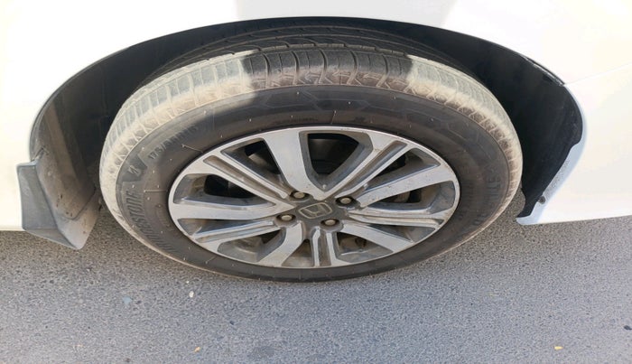 2021 Honda City 1.5L I-VTEC V MT 4TH GEN, CNG, Manual, 75,297 km, tyre