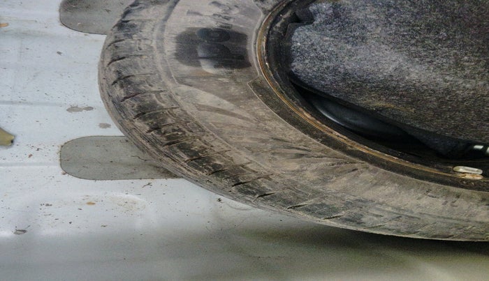 2020 Hyundai AURA S 1.2, Petrol, Manual, 52,261 km, tyre