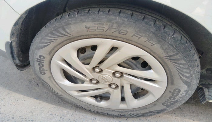 2020 Hyundai AURA S 1.2, Petrol, Manual, 52,261 km, tyre