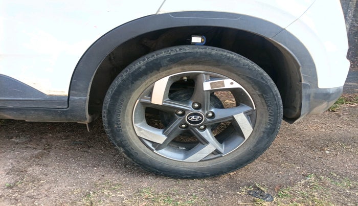 2022 Hyundai VENUE SX 1.0 (O) TURBO IMT, Petrol, Manual, 32,629 km, tyre