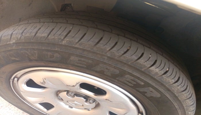 2013 Renault Duster 85 PS RXL DIESEL, Diesel, Manual, 1,24,172 km, tyre