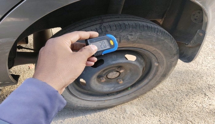 2016 Datsun Redi Go T (O), Petrol, Manual, 63,585 km, tyre