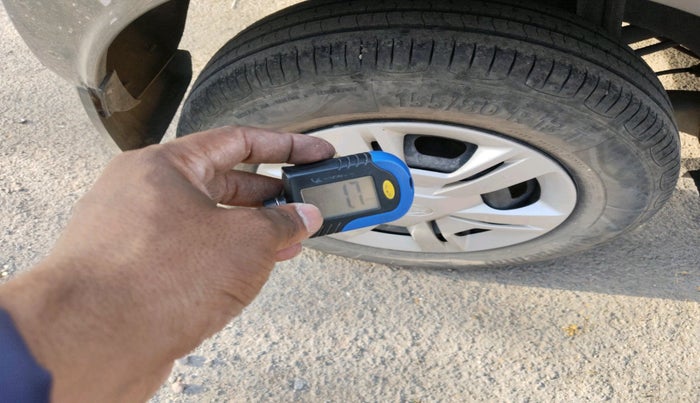 2016 Datsun Redi Go T (O), Petrol, Manual, 63,585 km, tyre