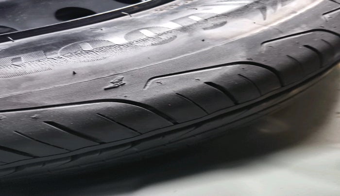 2023 Maruti FRONX DELTA PLUS 1.2L AGS, Petrol, Automatic, 52,169 km, tyre