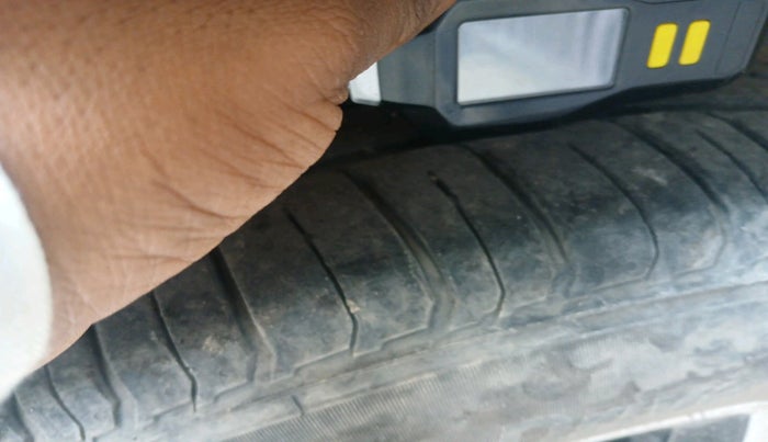 2018 Renault Captur RXE PETROL, Petrol, Manual, 74,207 km, tyre