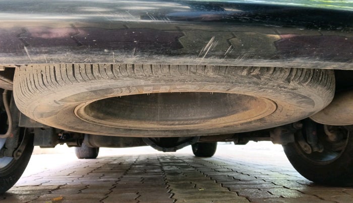 2018 Mahindra ALTURAS G4 4WD AT, Diesel, Automatic, 1,85,382 km, tyre