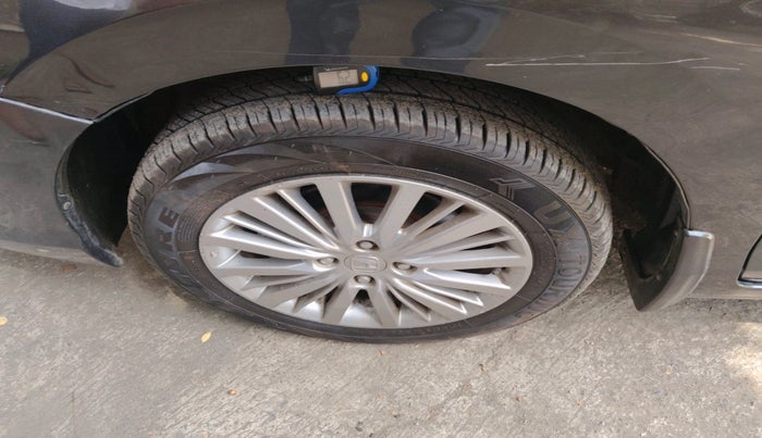 2021 Honda City 1.5L I-DTEC V, Diesel, Manual, 1,14,684 km, tyre