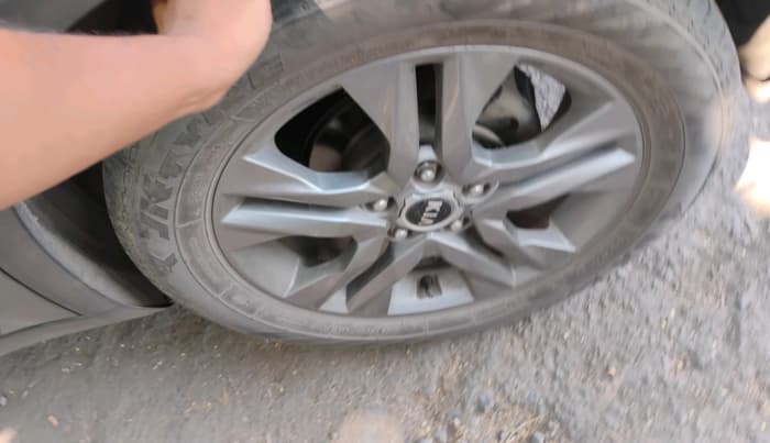 2021 KIA SELTOS HTX IVT 1.5 PETROL, Petrol, Automatic, 39,107 km, tyre
