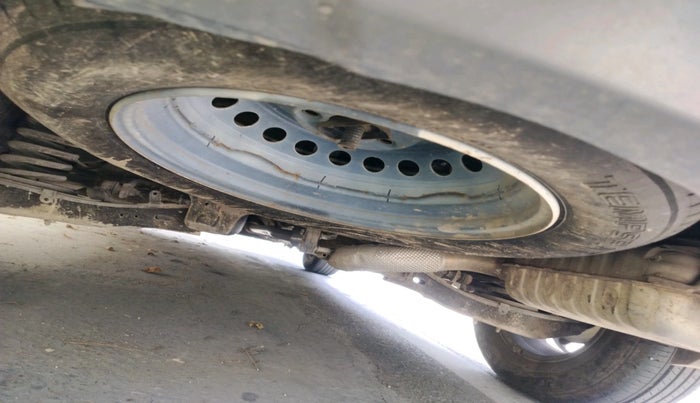 2022 Mahindra XUV700 AX 5 P MT 7 STR, Petrol, Manual, 19,210 km, tyre