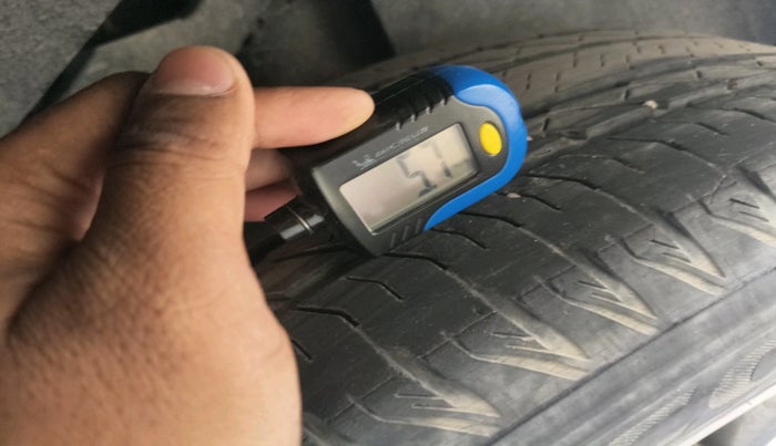 2022 Tata Safari XZA, Diesel, Automatic, 32,379 km, tyre