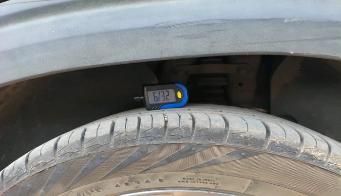 2020 KIA SELTOS HTX 1.5 DIESEL, Diesel, Manual, 1,28,596 km, tyre