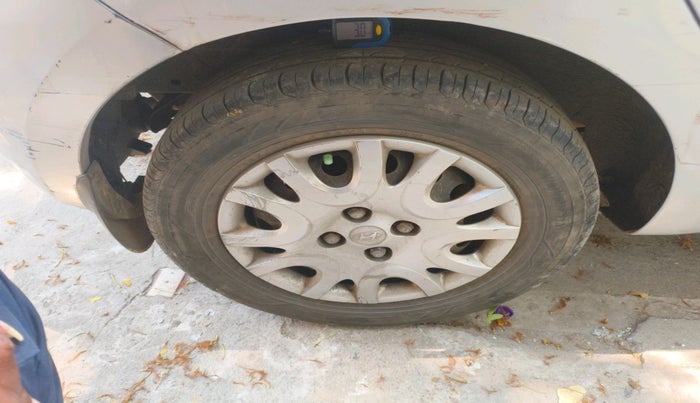 2009 Hyundai i20 MAGNA 1.2, Petrol, Manual, 1,57,525 km, tyre