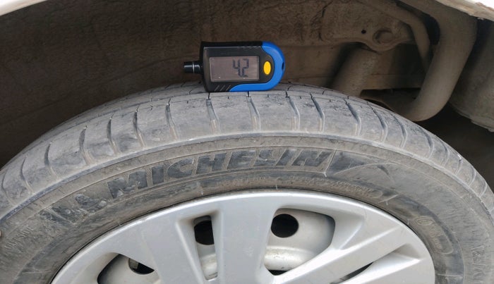 2011 Maruti Wagon R 1.0 LXI, Petrol, Manual, 77,310 km, tyre