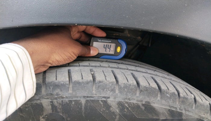 2022 Skoda KUSHAQ ACTIVE 1.0L TSI MT, Petrol, Manual, 32,850 km, tyre