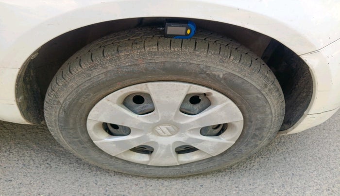 2014 Maruti Ritz VXI ELATE LIMITED EDITION, Petrol, Manual, 56,981 km, tyre