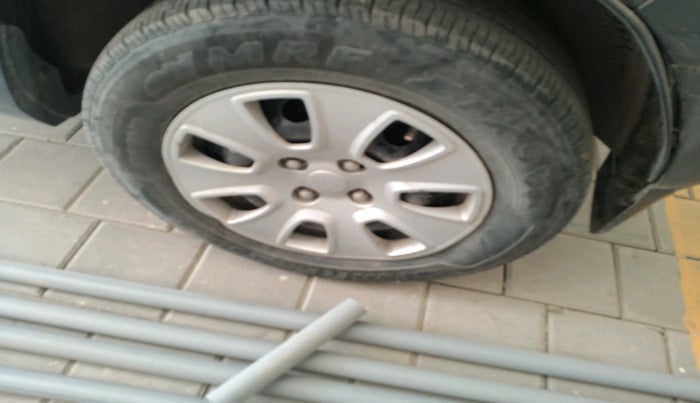 2018 Ford Ecosport AMBIENTE 1.5L DIESEL, Diesel, Manual, 1,09,303 km, tyre