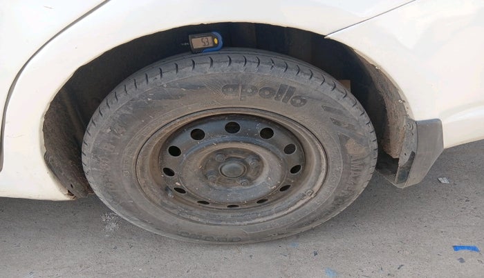 2011 Maruti Swift Dzire VDI, Diesel, Manual, 1,39,516 km, tyre