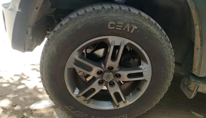 2021 Mahindra Thar LX PETROL HT 4WD AT, Petrol, Automatic, 31,369 km, tyre