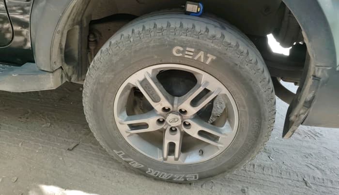 2021 Mahindra Thar LX PETROL HT 4WD AT, Petrol, Automatic, 31,369 km, tyre