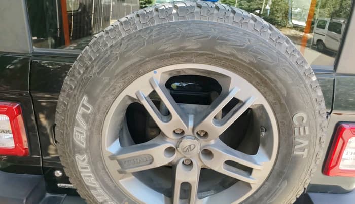 2021 Mahindra Thar LX PETROL HT 4WD AT, Petrol, Automatic, 31,369 km, tyre