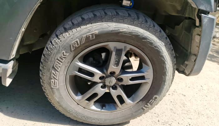 2021 Mahindra Thar LX PETROL HT 4WD AT, Petrol, Automatic, 31,369 km, tyre