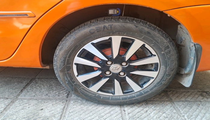 2013 Toyota Etios GD, Diesel, Manual, 76,887 km, tyre