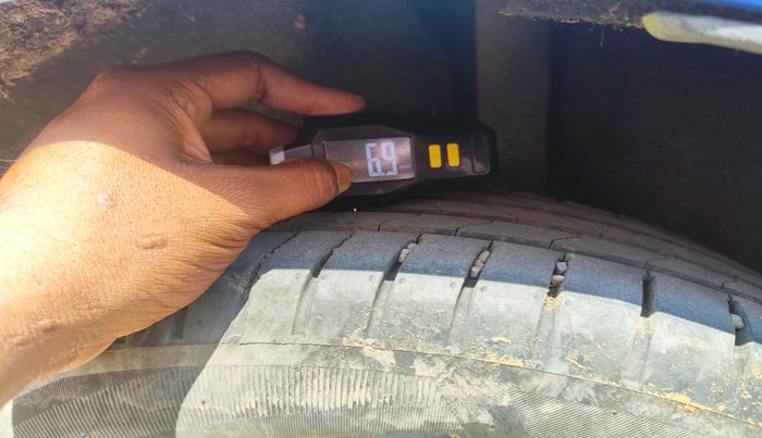 2020 Ford Ecosport TITANIUM + 1.5L DIESEL, Diesel, Manual, 1,05,626 km, tyre