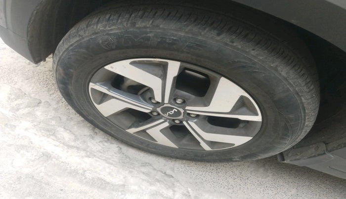 2022 KIA SONET HTX 1.5 AT, Diesel, Automatic, 20,636 km, tyre