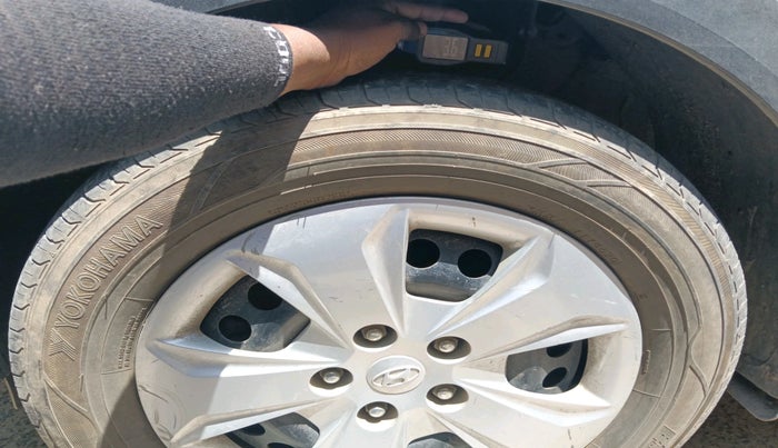 2015 Hyundai Creta S 1.4 DIESEL, Diesel, Manual, 1,12,725 km, tyre