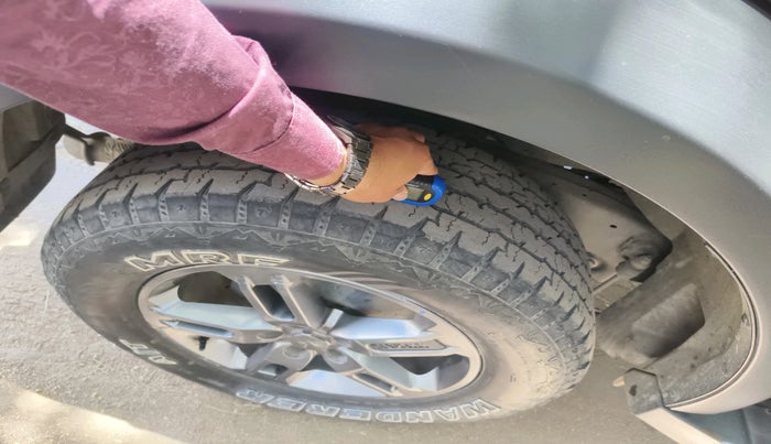 2022 Mahindra Thar LX HARD TOP 4WD MT, Diesel, Manual, 88,459 km, tyre